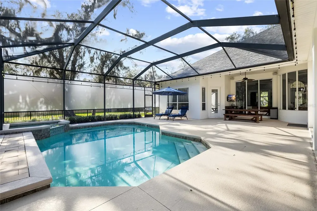 16109 Ternglade Drive Lithia FL 33547
