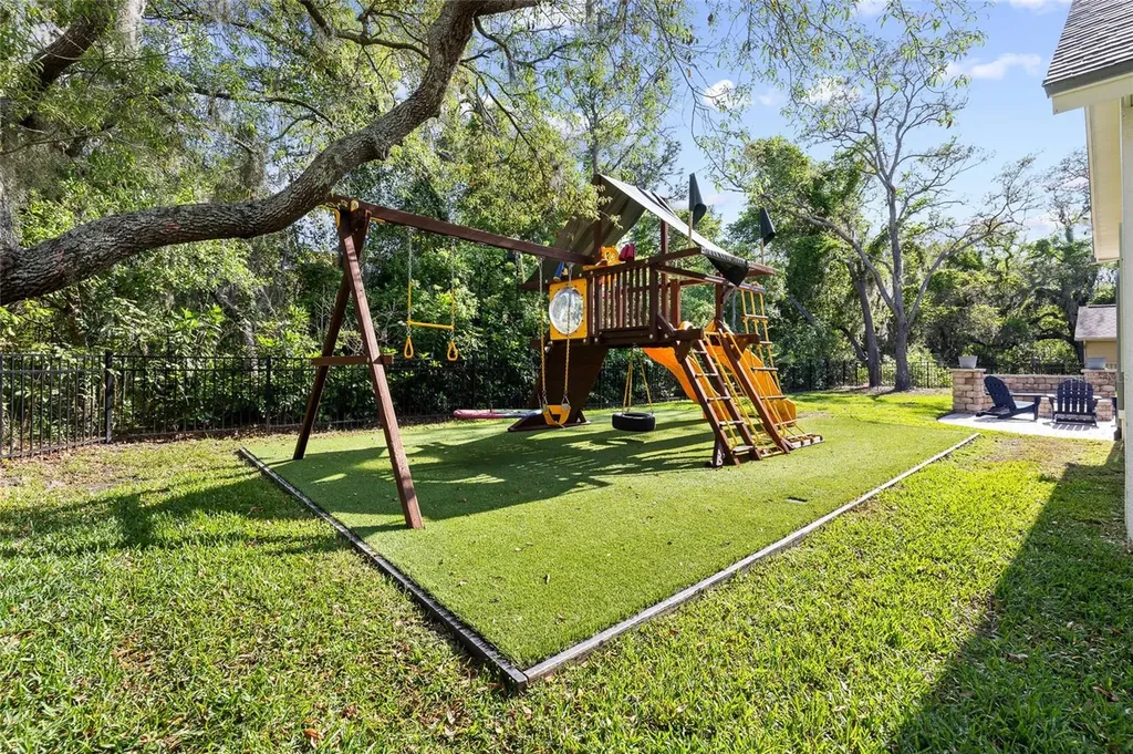 16109 Ternglade Drive Lithia FL 33547