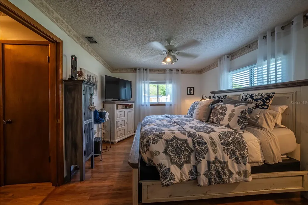 9961 SW 104th Place Ocala FL 34481