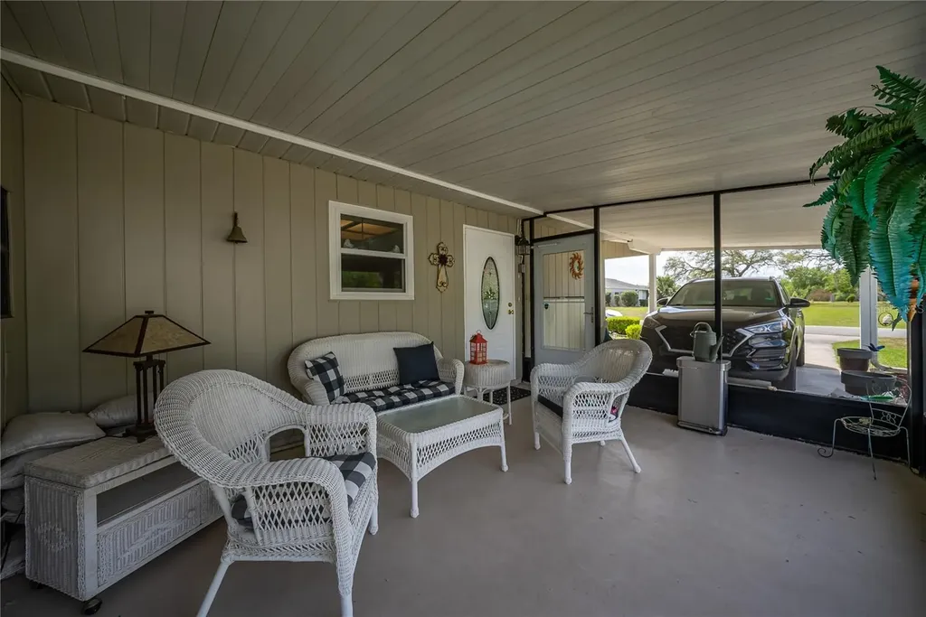 9961 SW 104th Place Ocala FL 34481