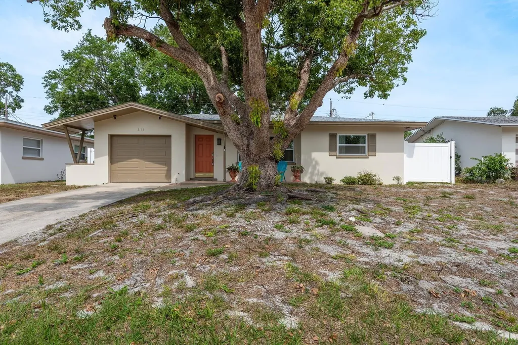 2153 Pocahontas Drive Largo FL 33774