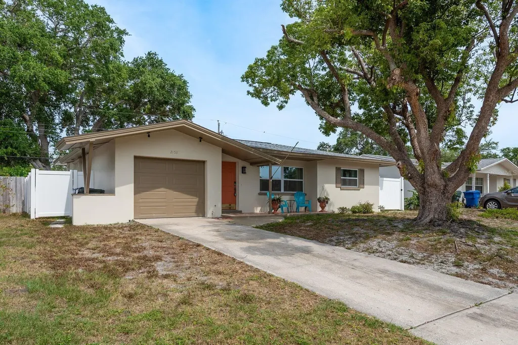 2153 Pocahontas Drive Largo FL 33774