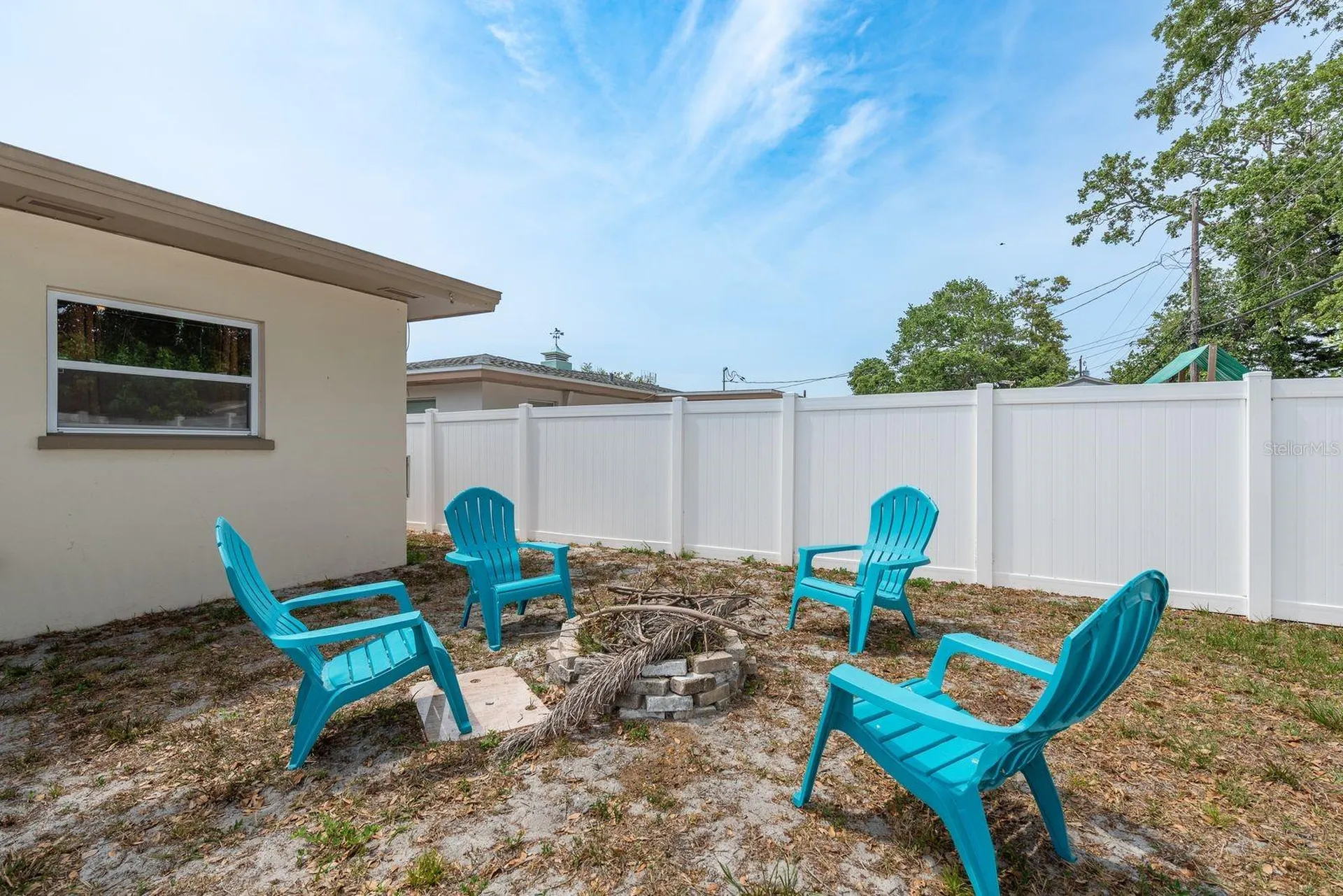 2153 Pocahontas Drive Largo FL 33774