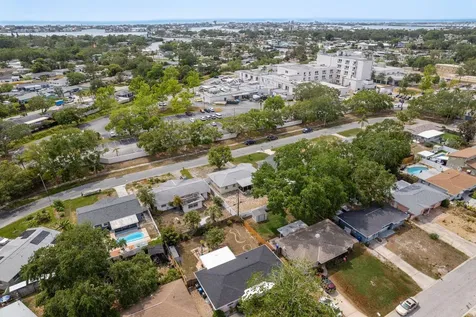 2153 Pocahontas Drive Largo FL 33774