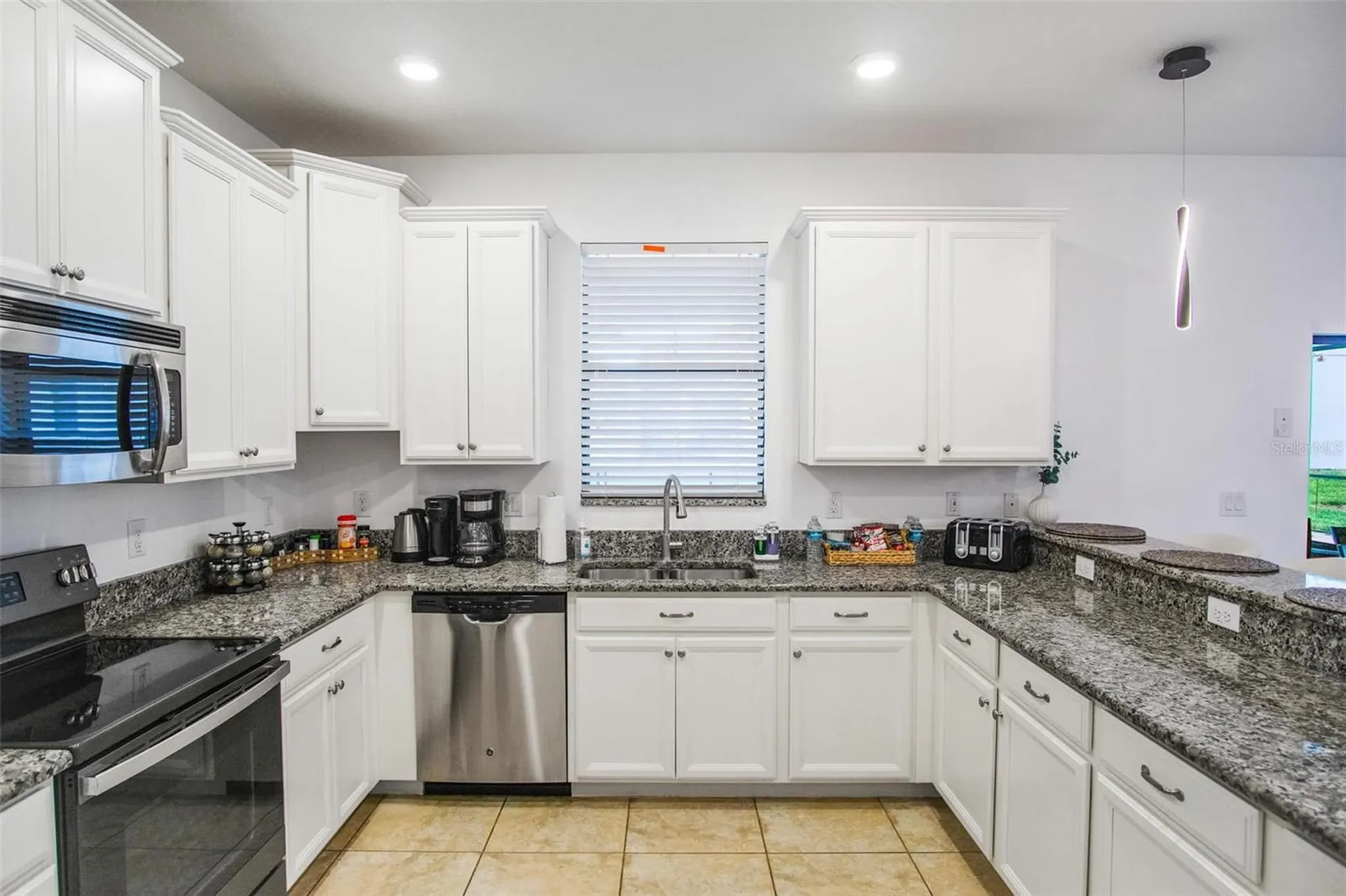 1452 Rolling Fairway Drive Davenport FL 33896