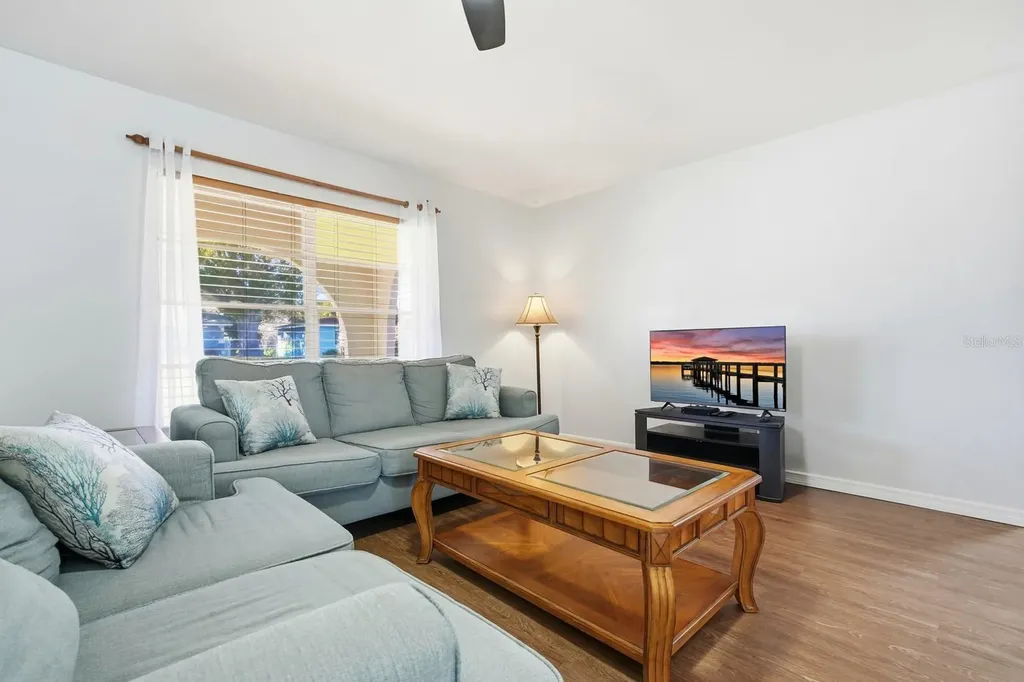 2927 Lantern Drive South Daytona FL 32119