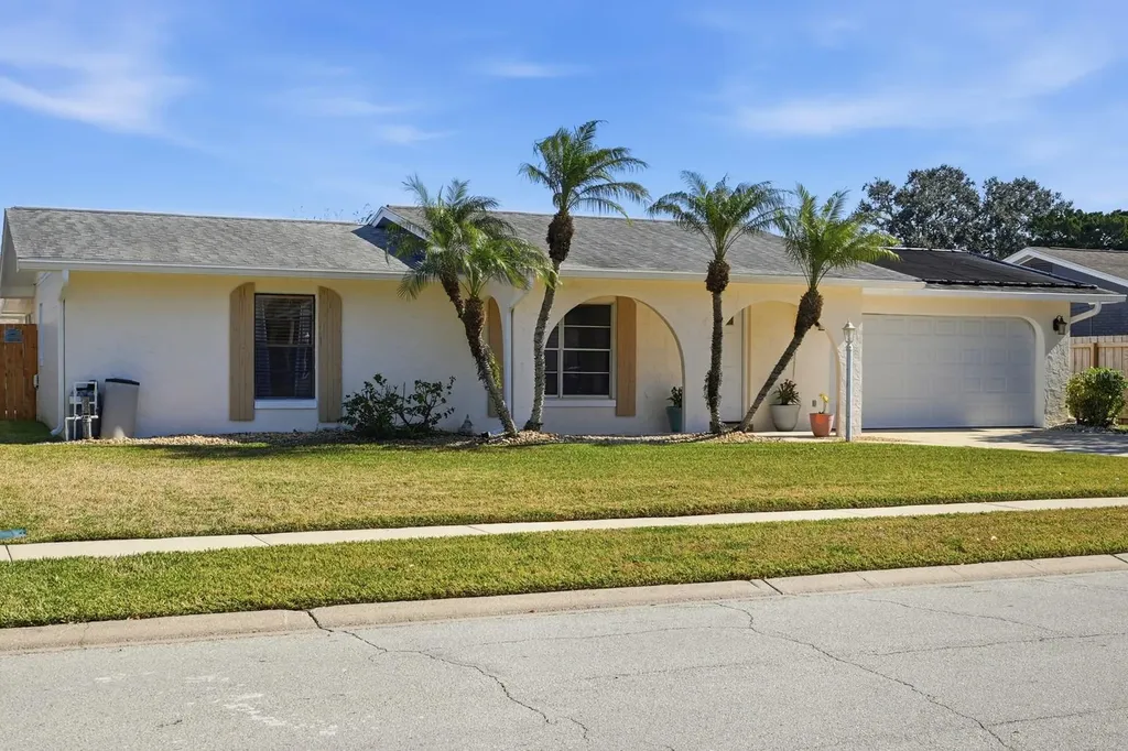 2927 Lantern Drive South Daytona FL 32119