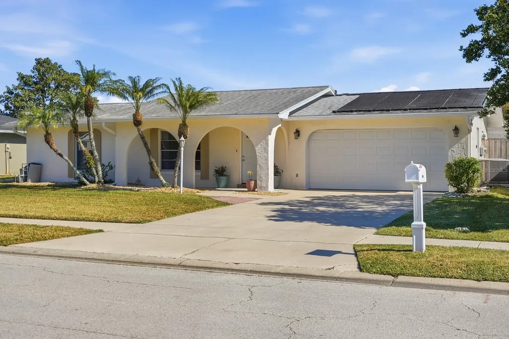 2927 Lantern Drive South Daytona FL 32119