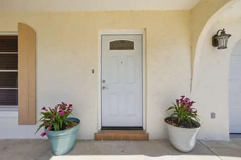 2927 Lantern Drive South Daytona FL 32119