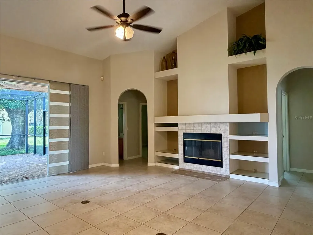 10237 Facet Court Orlando FL 32836