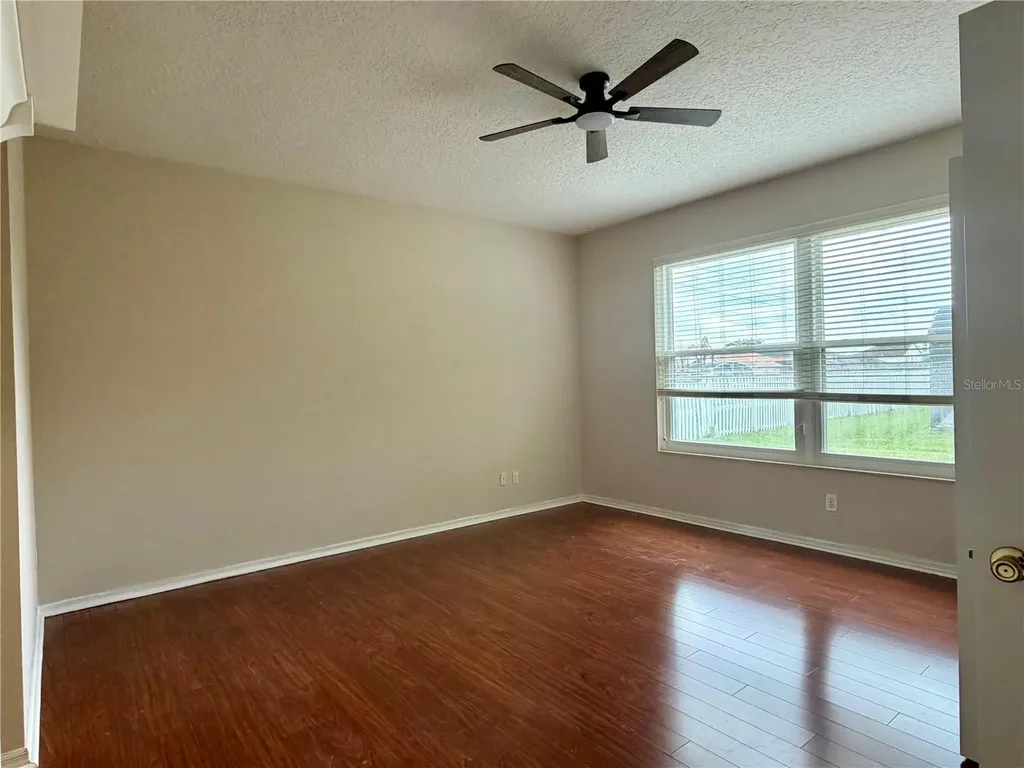 10237 Facet Court Orlando FL 32836
