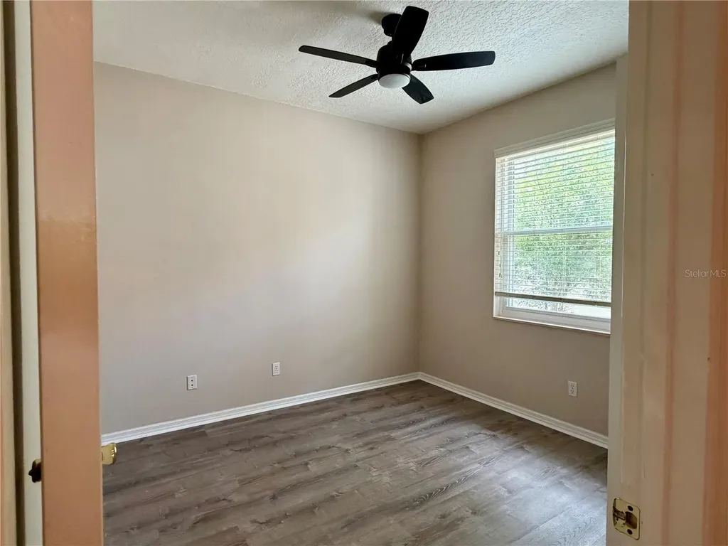 10237 Facet Court Orlando FL 32836