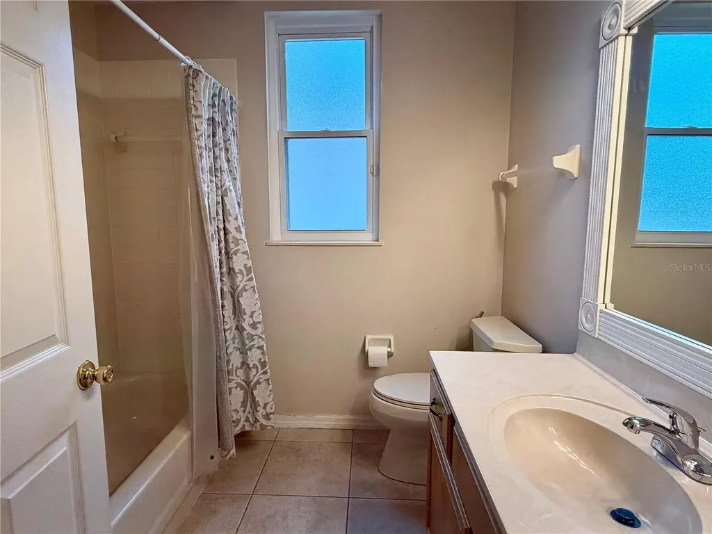 10237 Facet Court Orlando FL 32836