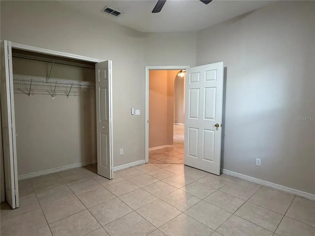 10237 Facet Court Orlando FL 32836