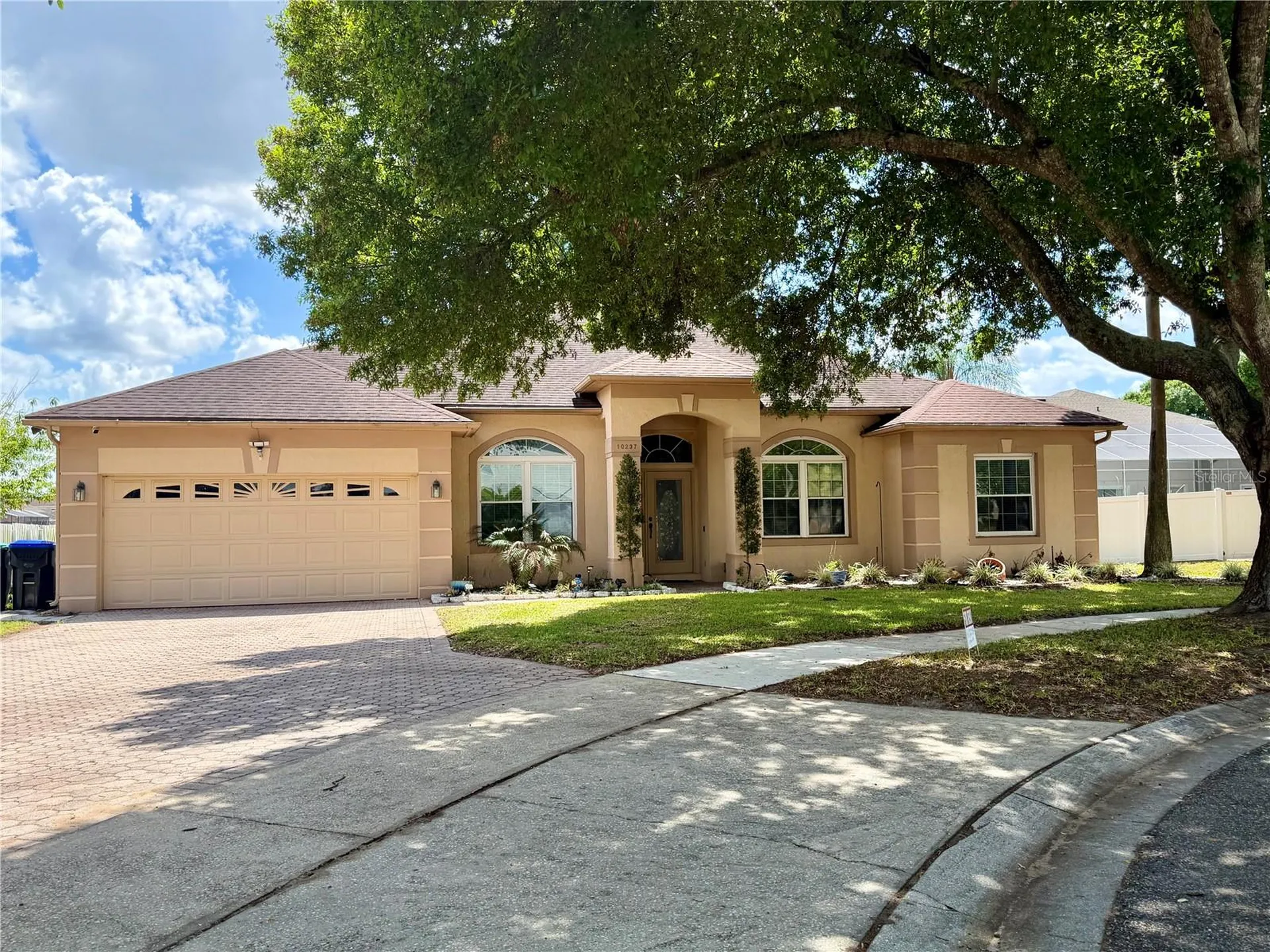 10237 Facet Court Orlando FL 32836
