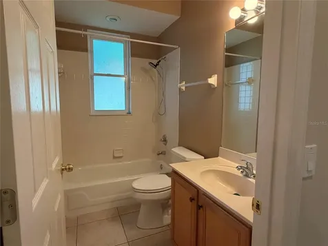 10237 Facet Court Orlando FL 32836