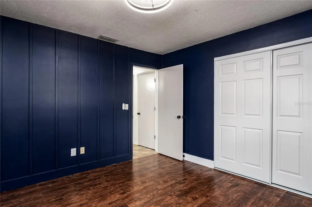 5012 Woodlawn Circle W Palmetto FL 34221