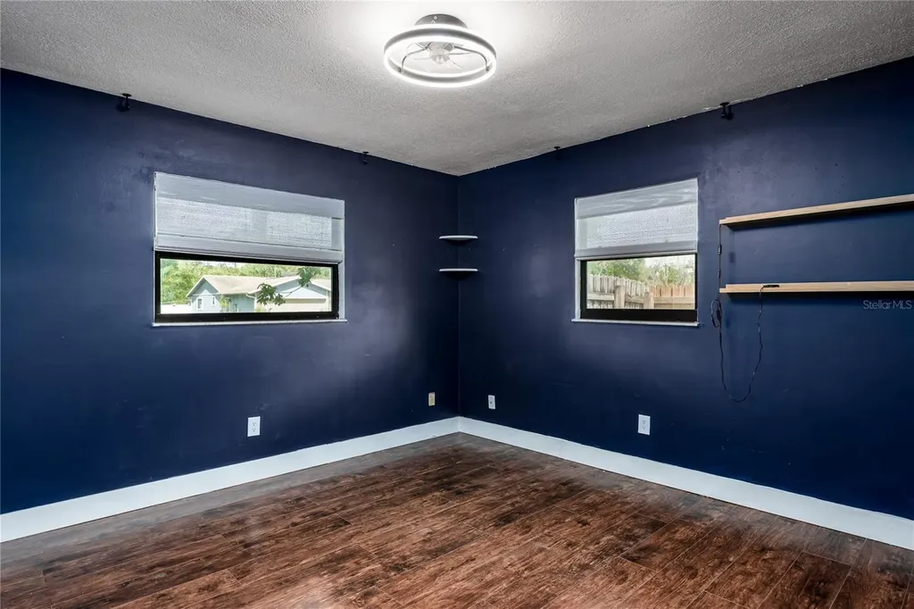 5012 Woodlawn Circle W Palmetto FL 34221