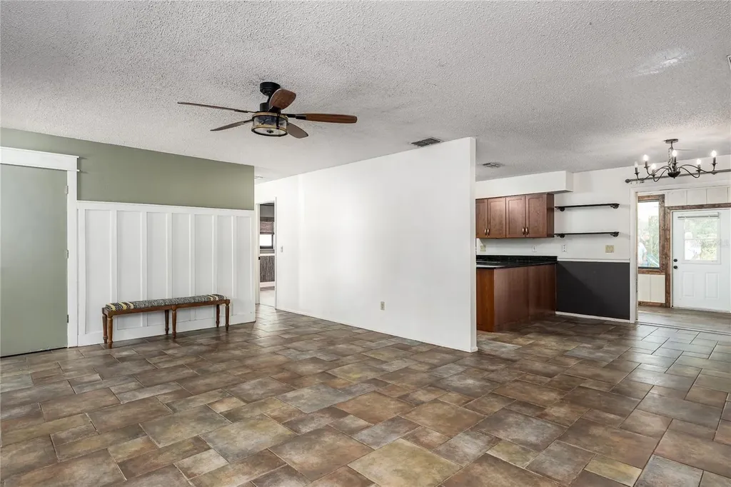 5012 Woodlawn Circle W Palmetto FL 34221