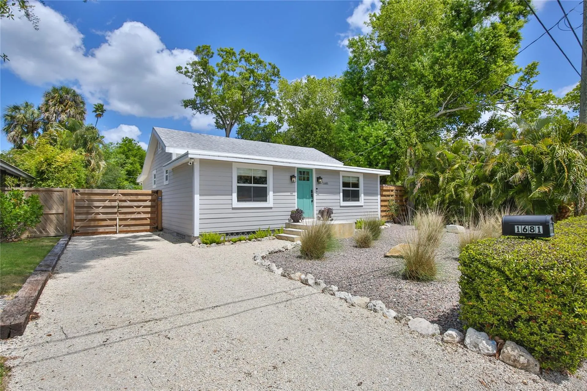 1681 8th Street Sarasota FL 34236