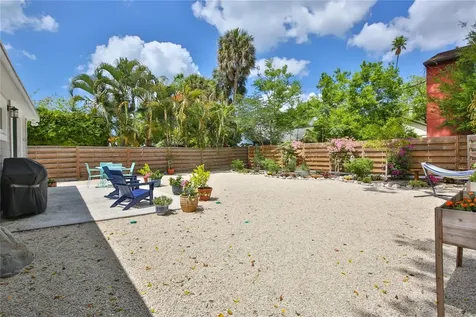 1681 8th Street Sarasota FL 34236