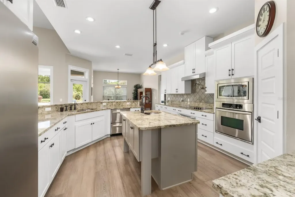 1751 SW 188th Street Newberry FL 32669