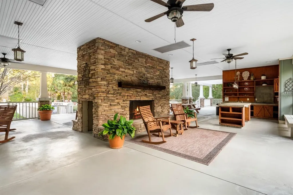 1751 SW 188th Street Newberry FL 32669