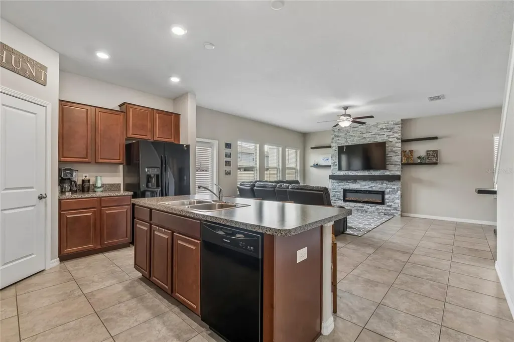 8955 Shadyside Lane Land O Lakes FL 34637
