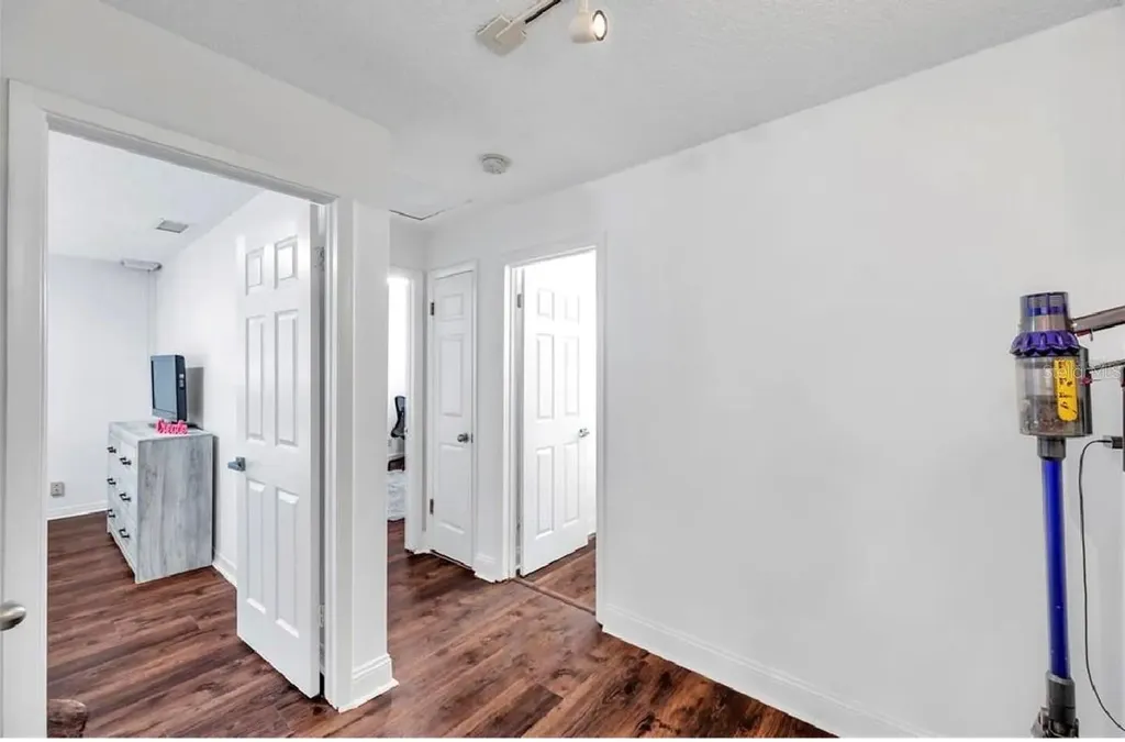 2873 Sarah Drive Clearwater FL 33759
