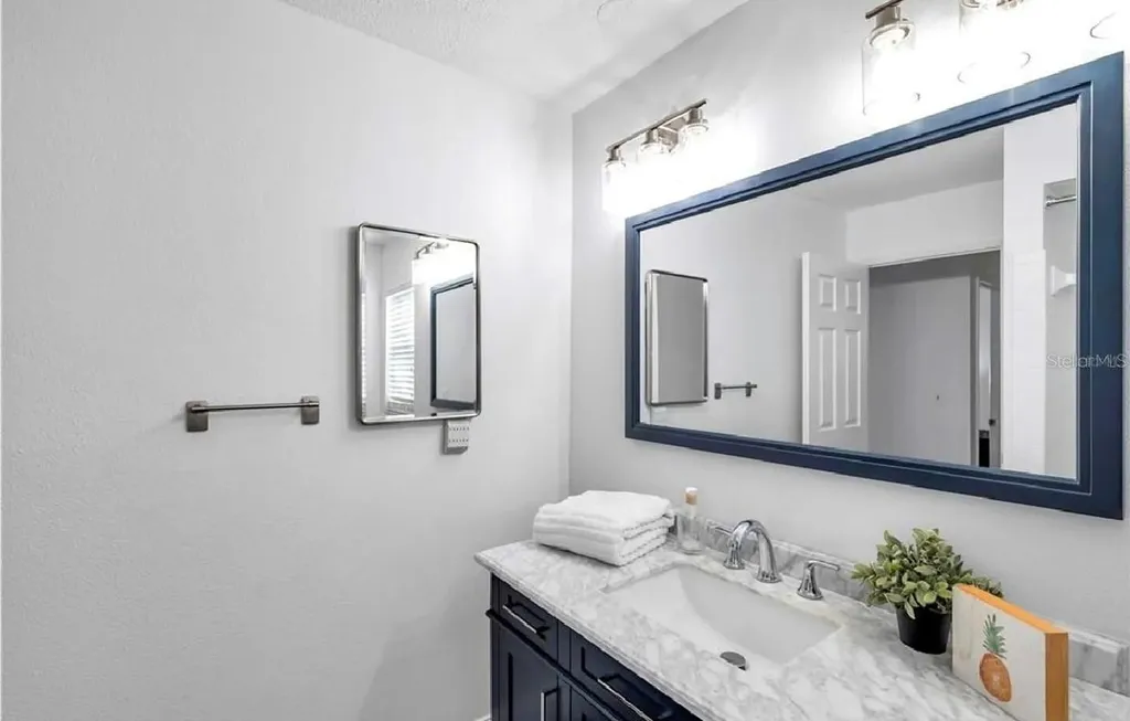 2873 Sarah Drive Clearwater FL 33759