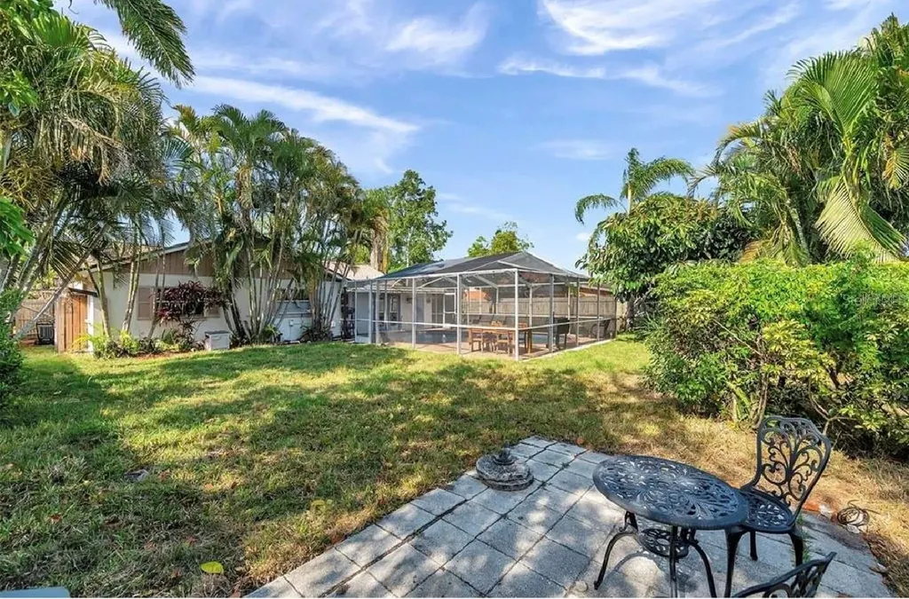 2873 Sarah Drive Clearwater FL 33759