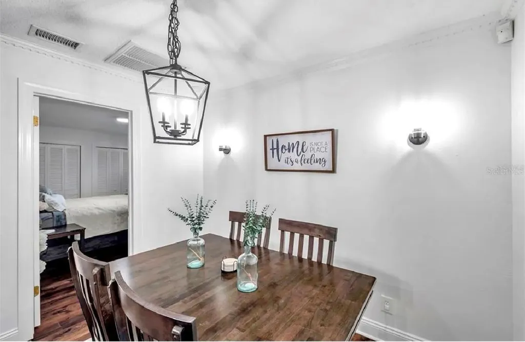 2873 Sarah Drive Clearwater FL 33759