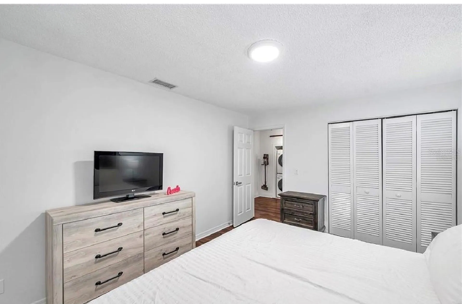 2873 Sarah Drive Clearwater FL 33759
