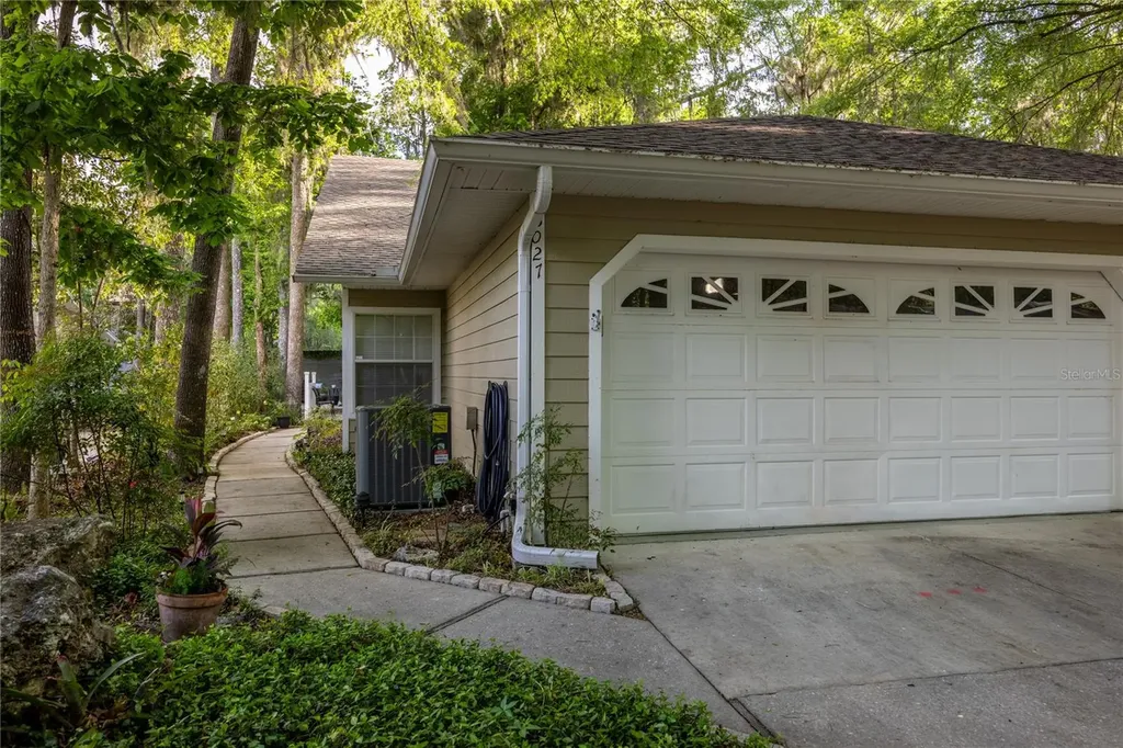 5027 SW 9th Lane Gainesville FL 32607