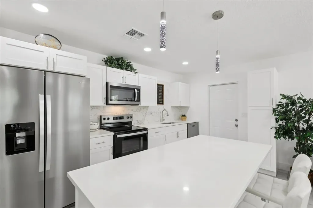 3530 Goodrich Avenue Sarasota FL 34234