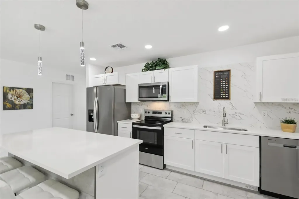 3530 Goodrich Avenue Sarasota FL 34234