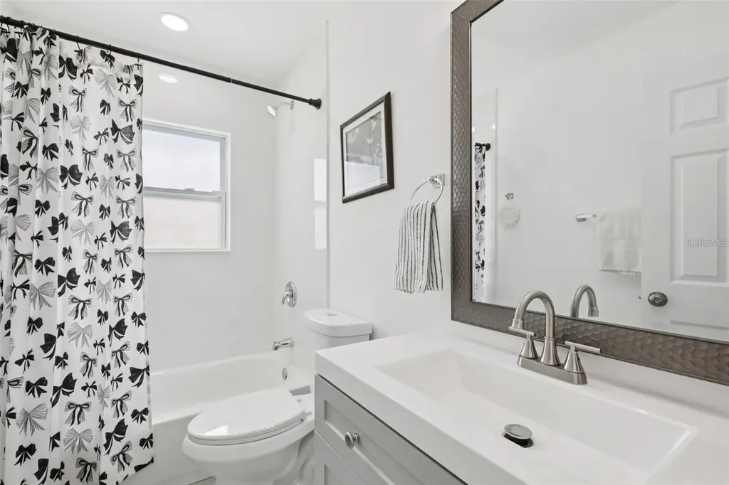 3530 Goodrich Avenue Sarasota FL 34234