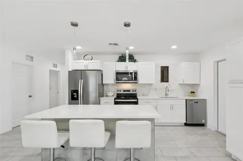 3530 Goodrich Avenue Sarasota FL 34234