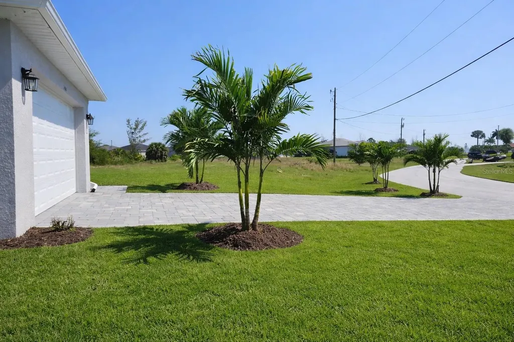 2014 NW 21st Avenue Cape Coral FL 33993