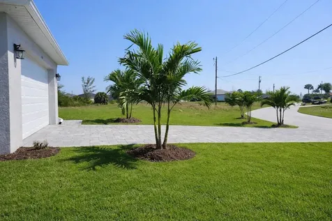 2014 NW 21st Avenue Cape Coral FL 33993