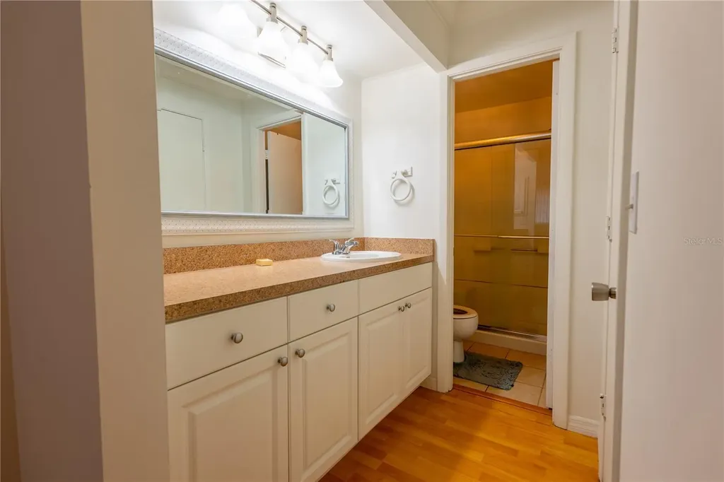 6860 Whitman Court Sarasota FL 34243