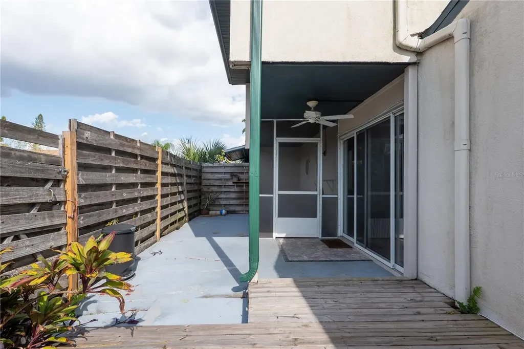 6860 Whitman Court Sarasota FL 34243
