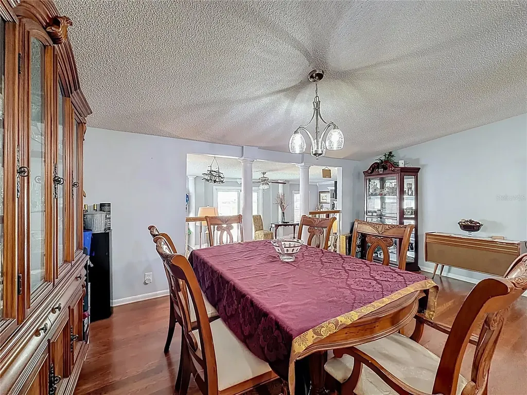 111 Mark Avenue Lady Lake FL 32159
