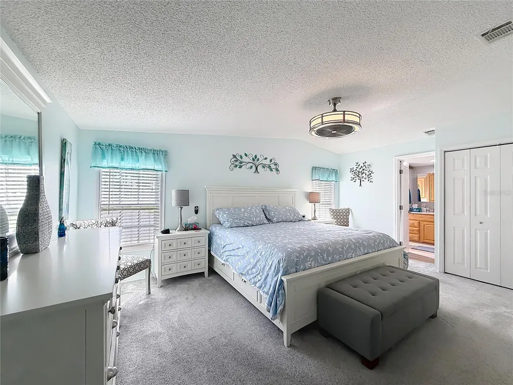 111 Mark Avenue Lady Lake FL 32159