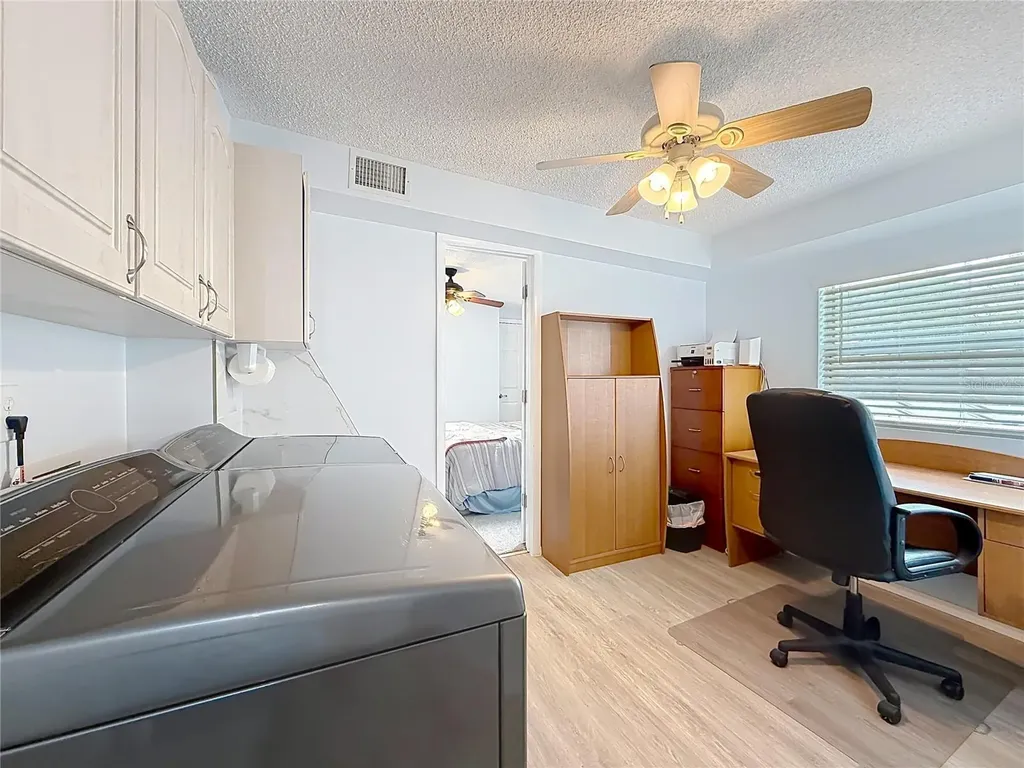 111 Mark Avenue Lady Lake FL 32159