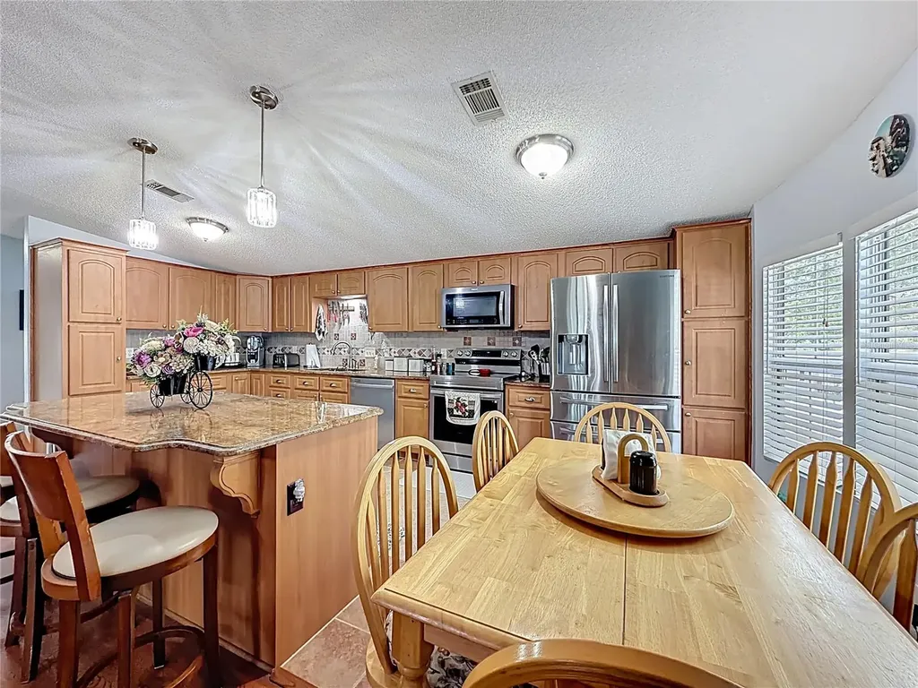111 Mark Avenue Lady Lake FL 32159