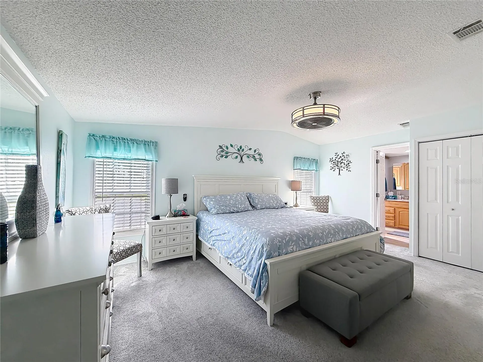 111 Mark Avenue Lady Lake FL 32159