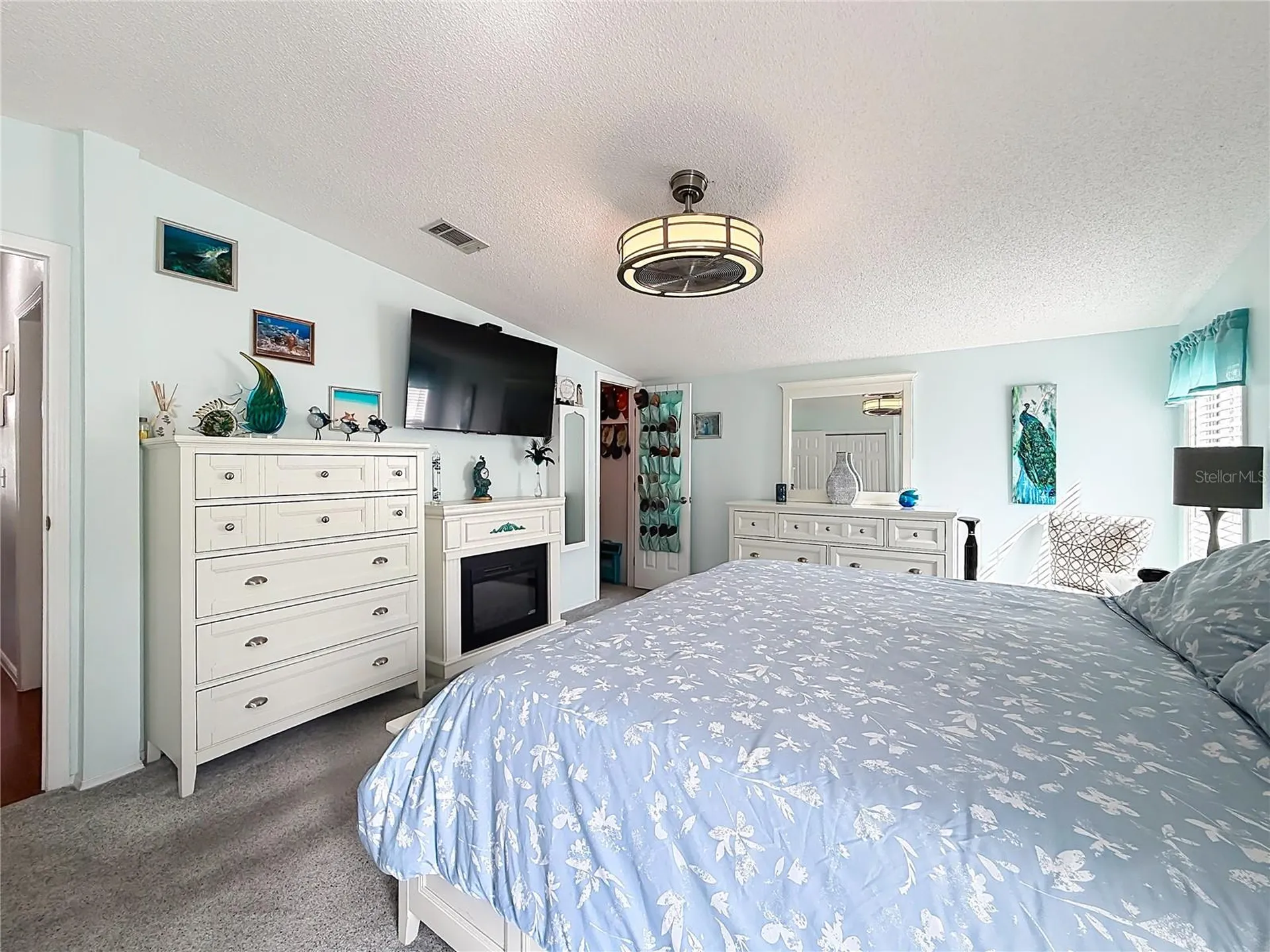 111 Mark Avenue Lady Lake FL 32159