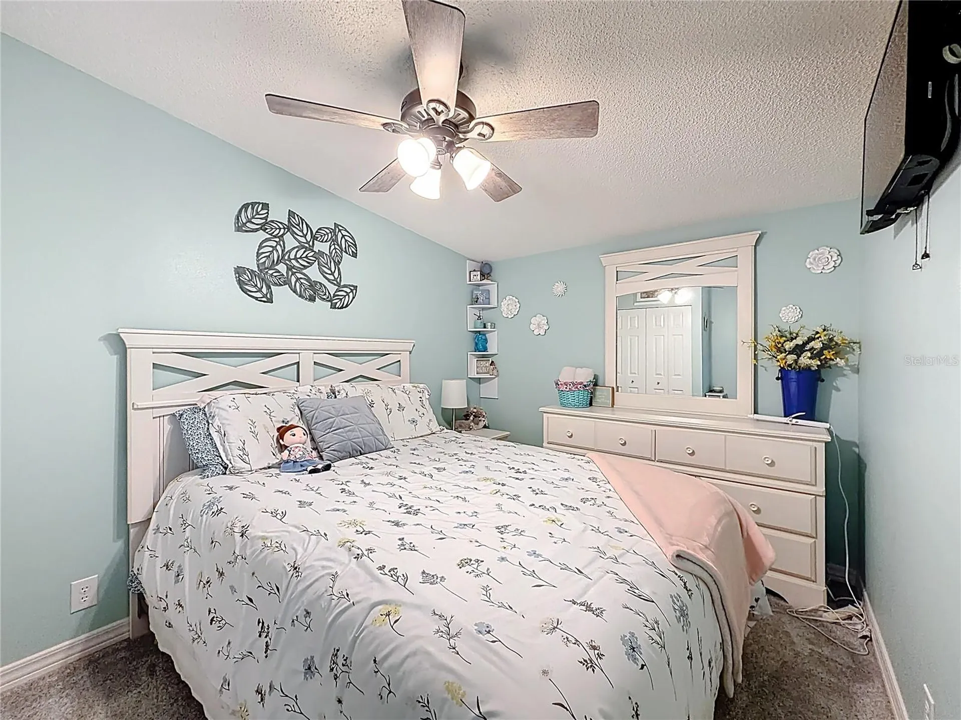111 Mark Avenue Lady Lake FL 32159