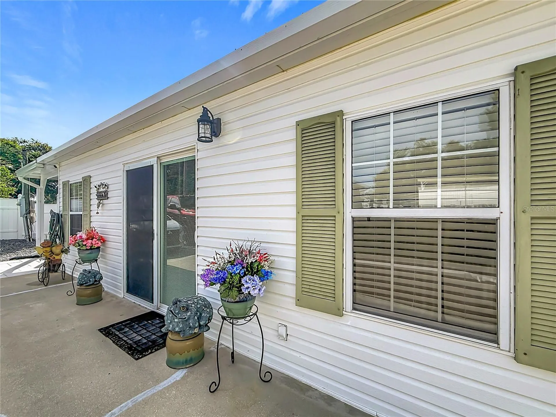111 Mark Avenue Lady Lake FL 32159